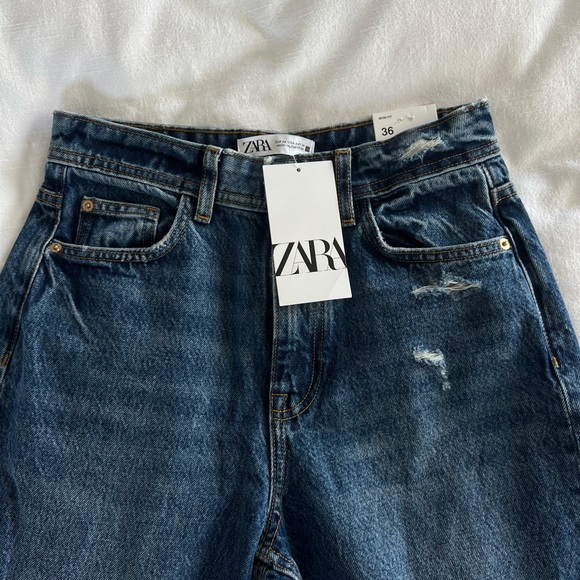 ✨ NWT Zara Mom Fit Jeans - Picture 2 of 4